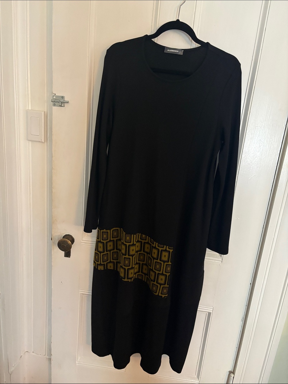 Black Long-Sleeve Midi Dress with Geometric Accent from Alembika